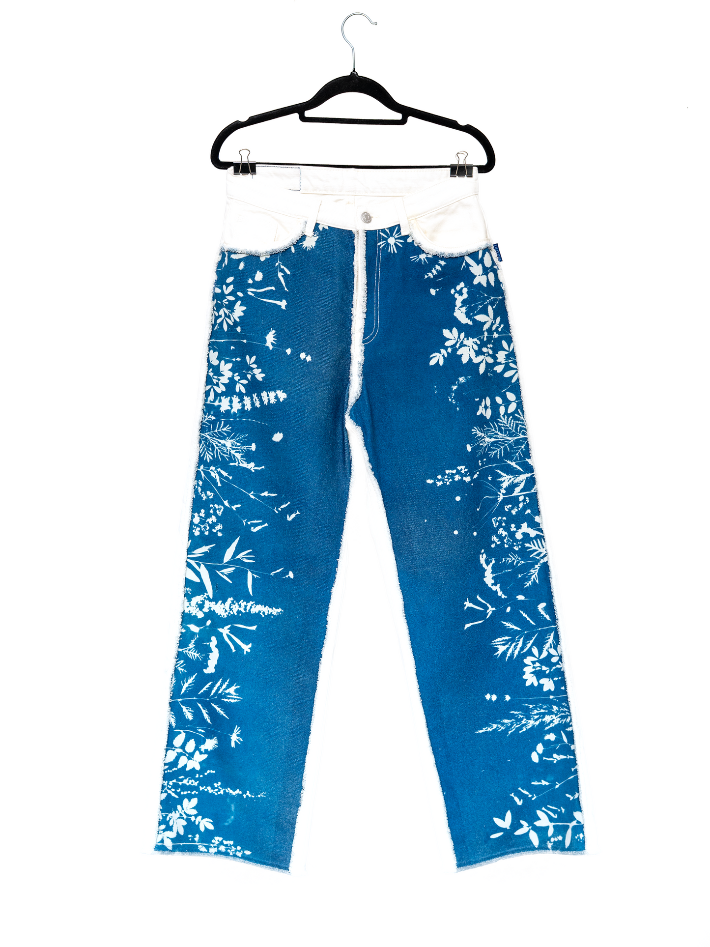 Białe jeansy z wysokim stanem cyjanotypia surowe wykończenie S