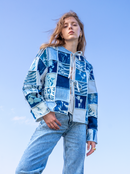 Kurtka jeansowa patchwork cyjanotypia surowe wykończenie oversize S-M